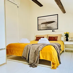 Cozy Loft In A Fashion District Of Apartment